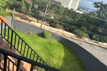 Casa à venda em Campos de Atibaia, Atibaia, SP
