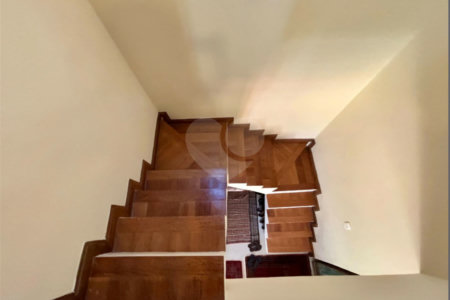Casa à venda com 4 quartos, sendo 1 suíte, em Lagoa, Rio de Janeiro, RJ