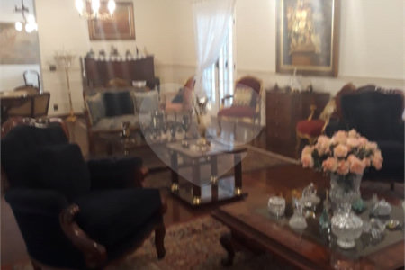 Casa à venda ou para alugar com 5 suítes em Jardim Leonor, São Paulo, SP
