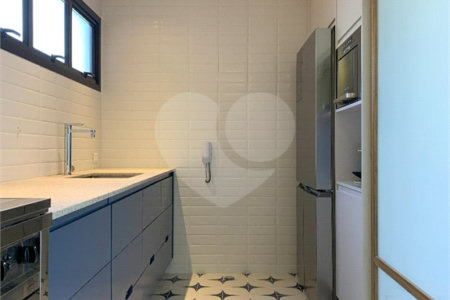 Duplex à venda com 2 suítes em Jardim Londrina, São Paulo, SP