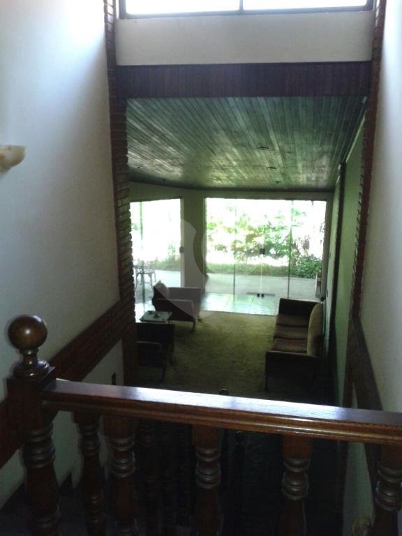 Sobrado à venda com 5 quartos, sendo 1 suíte, em Tremembé, São Paulo, SP