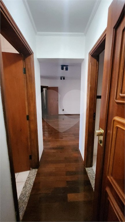 Apartamento à venda com 2 quartos no Centro, Araraquara, SP
