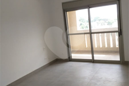 Apartamento à venda com 2 suítes em Lapa, São Paulo, SP