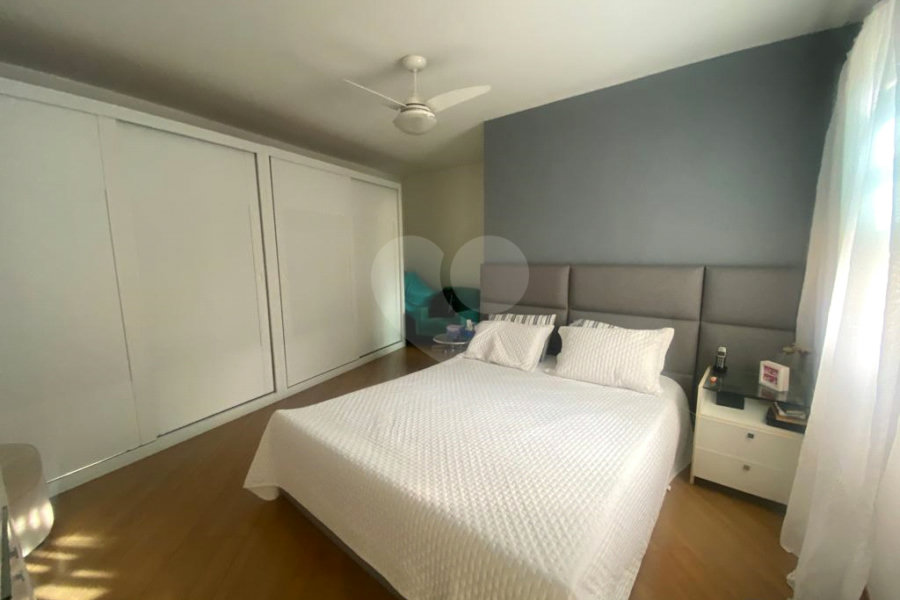 Casa à venda com 4 quartos, sendo 2 suítes, em Parada Inglesa, São Paulo, SP