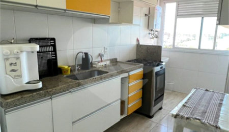 Apartamento à venda com 2 quartos, sendo 1 suíte, no Centro, Cabo Frio, RJ