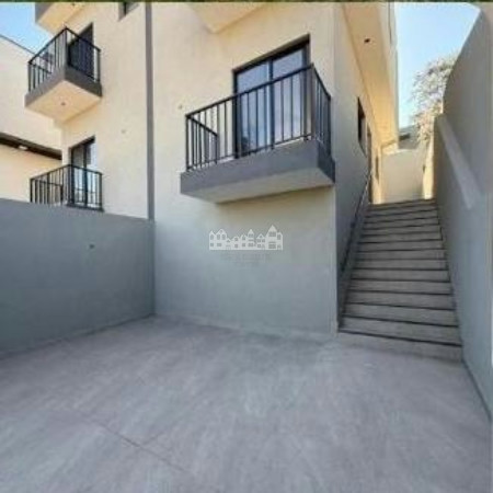 Casa à venda com 2 suítes em Jardim Santo Antônio, Atibaia, SP