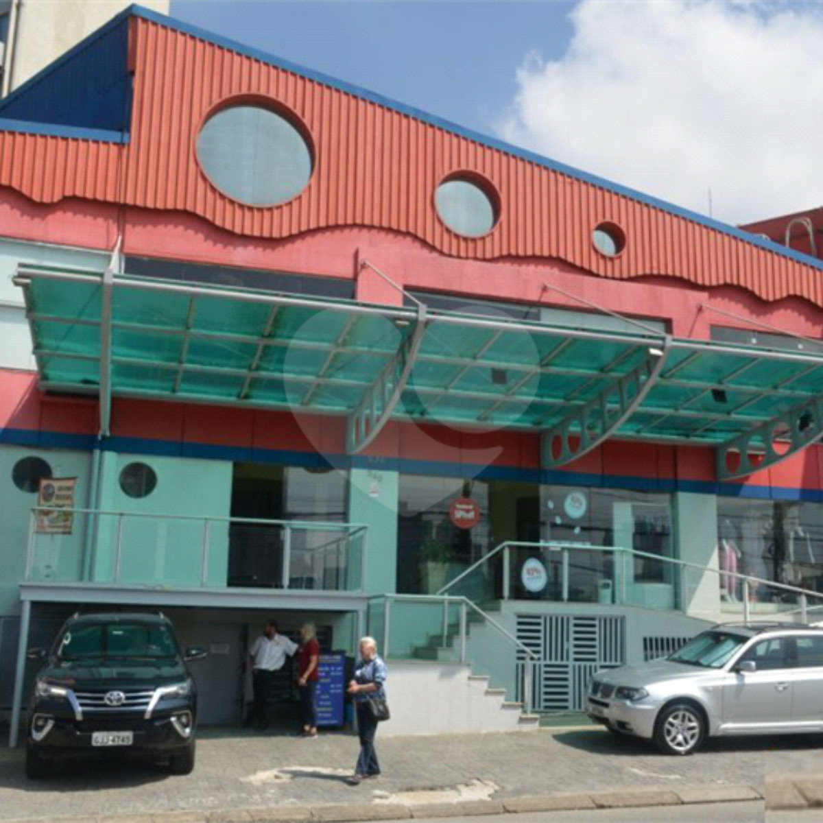 Prédio à venda em Real Parque, São Paulo, SP