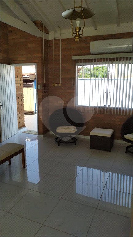 Casa Térrea à venda com 3 quartos, sendo 1 suíte, em Vila Atlântica, Caraguatatuba, SP