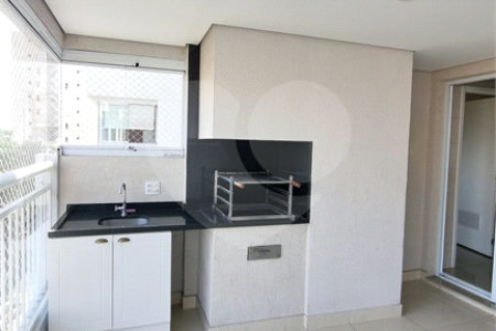 Apartamento à venda com 3 suítes em Santa Teresinha, São Paulo, SP