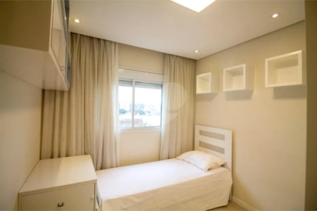 Apartamento à venda com 3 suítes em Jardim Dom Bosco, São Paulo, SP