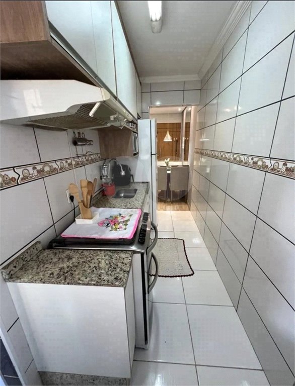 Apartamento à venda com 2 quartos em Jardim Arco-íris, Cotia, SP
