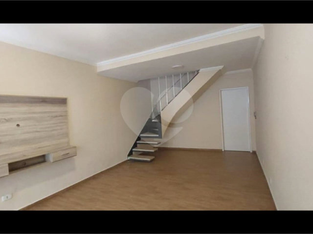 Sobrado à venda com 3 quartos, sendo 1 suíte,  em Santana, São Paulo, SP