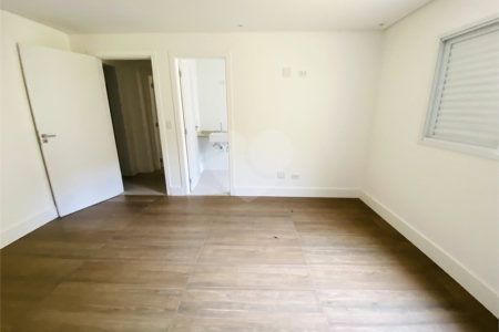 Apartamento à venda com 3 suítes em Baeta Neves, São Bernardo do Campo, SP