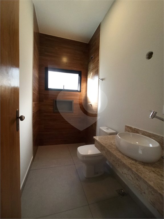 Casa à venda com 3 quartos, sendo 1 suíte, no condomínio Buona Vita, Atibaia - SP