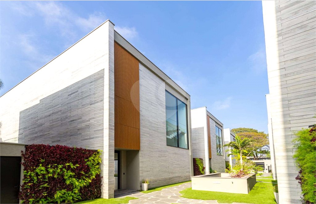 Casa à venda com 4 suítes no condomínio Unyco, São Paulo - SP