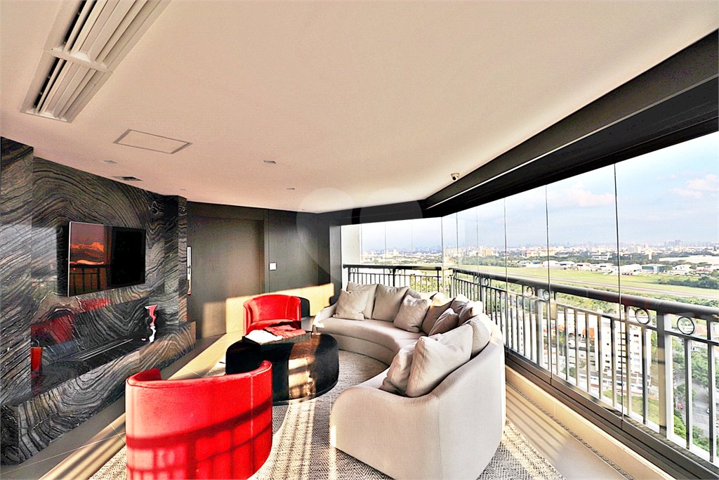 Apartamento à venda com 3 suítes em Santana, São Paulo, SP