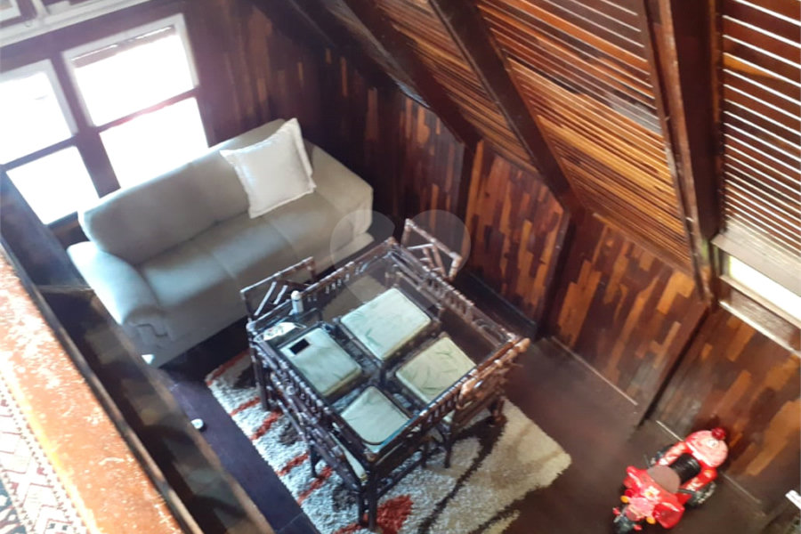 Sobrado à venda com 3 quartos, sendo 1 suíte, em Samambaia, Mairiporã, SP