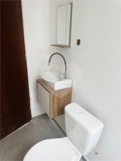 Casa para venda e locação anual com 3 quartos independente em São José em Búzios