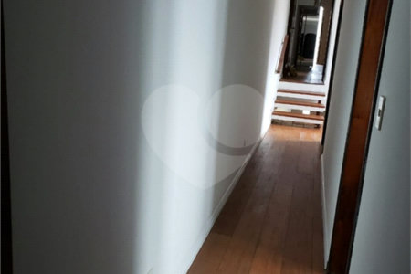 Sobrado à venda com 3 quartos, sendo 1 suíte, em Vila Maria Alta, São Paulo, SP