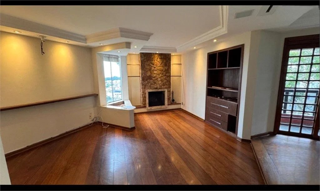 Apartamento à venda ou para alugar com 3 quartos, sendo 1 suíte, em Vila Andrade, São Paulo, SP