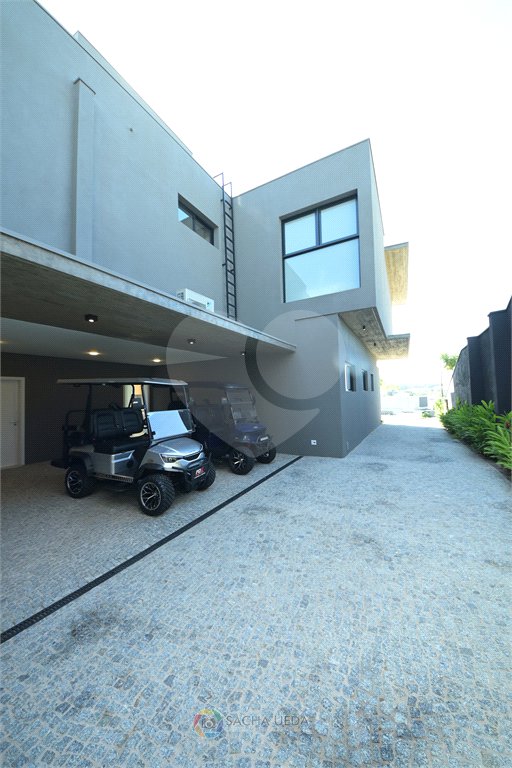 Casa à venda com 4 suítes no condomínio Villa dos Pinheiros, Indaiatuba - SP
