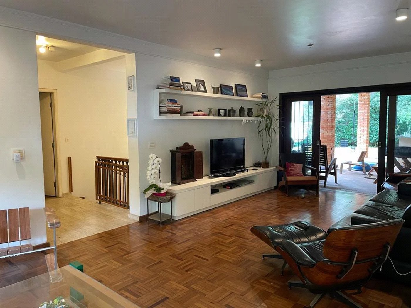 Casa à venda com 4 quartos, sendo 1 suíte,  em Vila Morumbi, São Paulo, SP