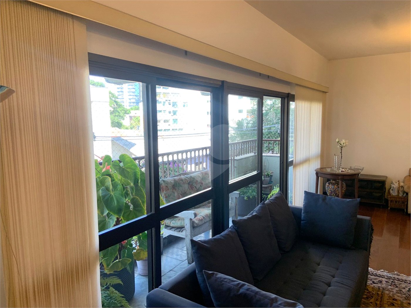 Apartamento à venda com 4 quartos, sendo 3 suítes,  em Pinheiros, São Paulo, SP