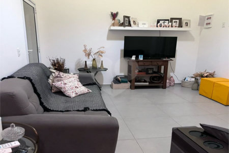 Casa à venda com 3 quartos, sendo 1 suíte, no condomínio Jardim Toscana, Indaiatuba - SP