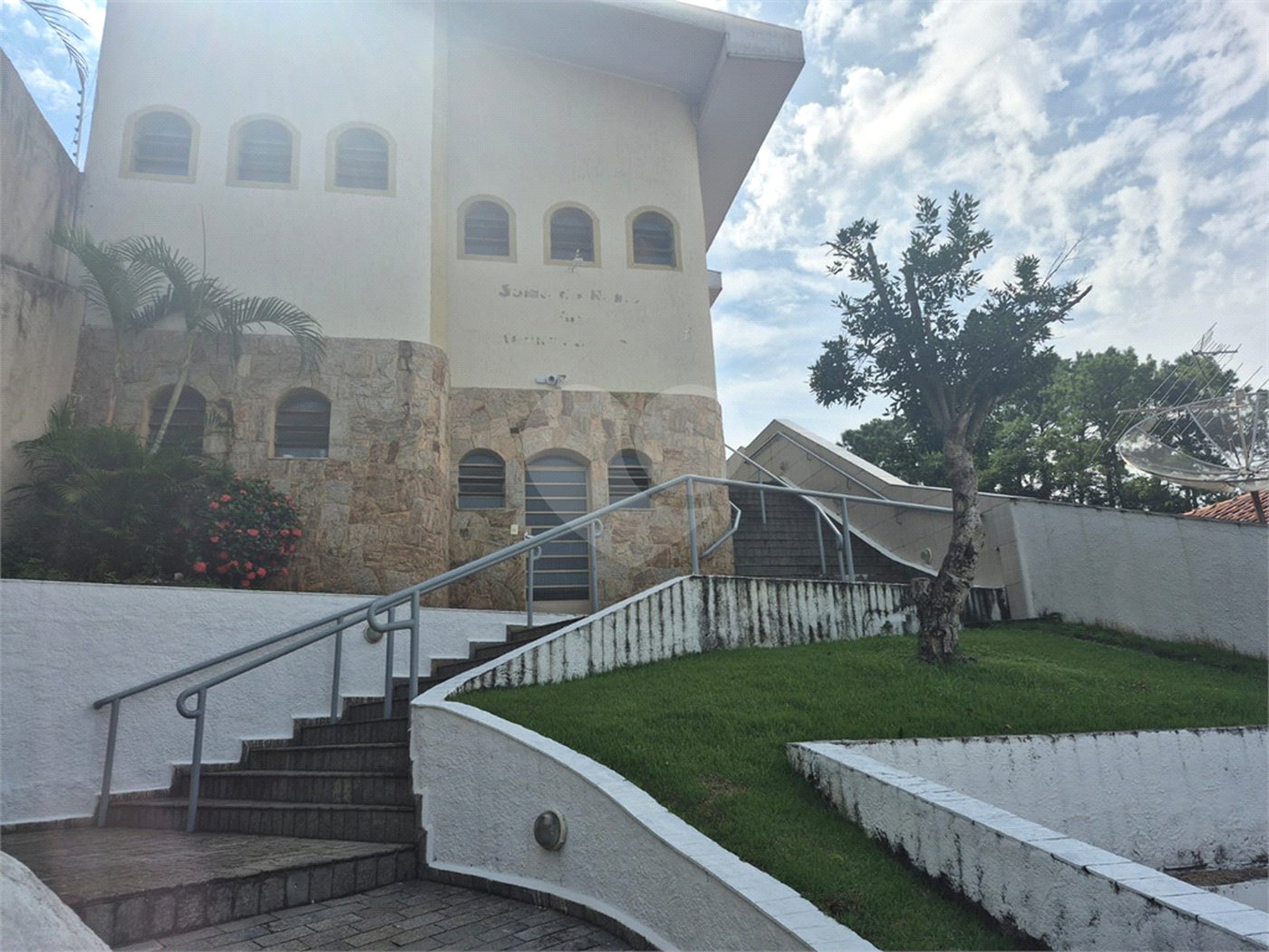 Salão à venda em Vila Irmãos Arnoni, São Paulo, SP