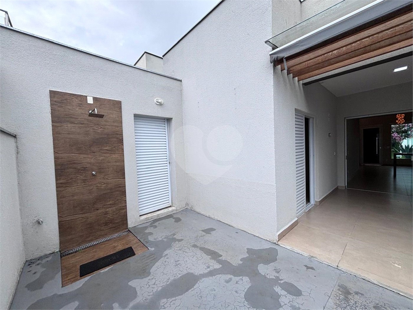 Casa à venda com 2 quartos, sendo 1 suíte, no condomínio Terras de São Francisco, Sorocaba - SP