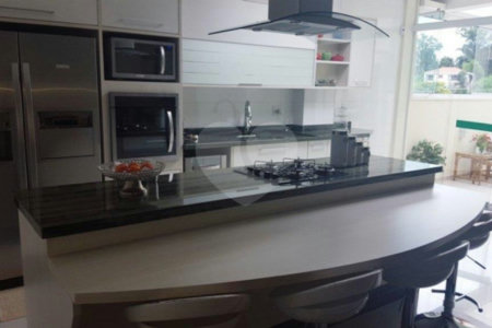 Casa Térrea à venda com 4 quartos, sendo 3 suítes, em Jardim Franca, São Paulo, SP
