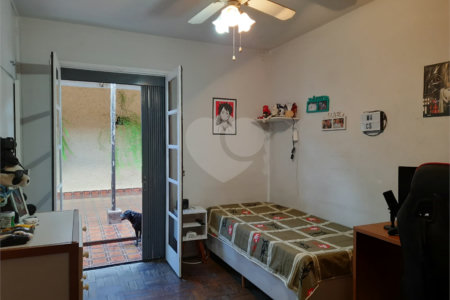 Casa à venda com 4 quartos, sendo 1 suíte,  em Parque Continental, São Paulo, SP