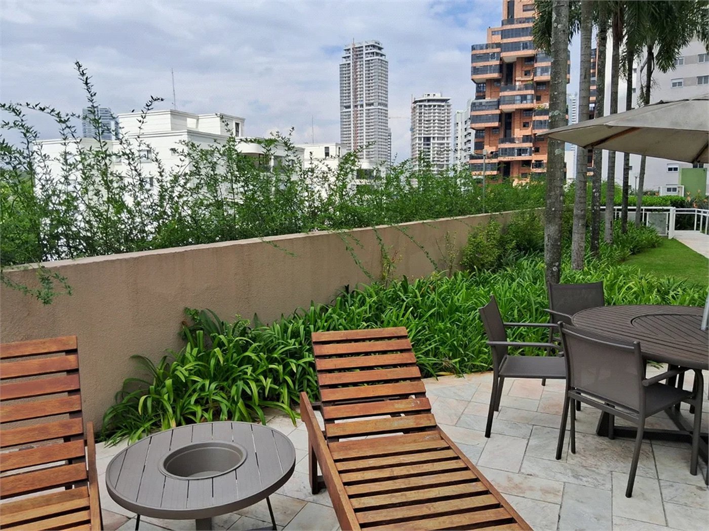 Apartamento à venda com 3 suítes em Paraíso do Morumbi, São Paulo, SP