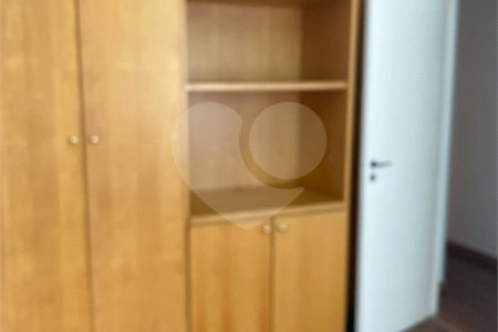 Apartamento para alugar com 3 quartos, sendo 1 suíte, em Indianópolis, São Paulo, SP