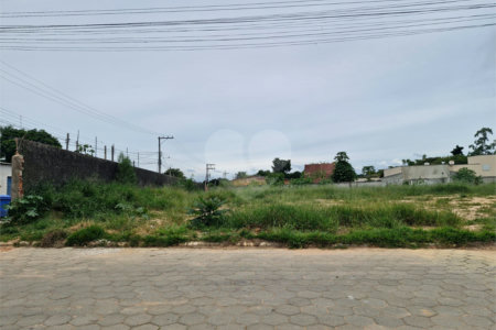 Terreno à venda no Centro, Sarapuí, SP