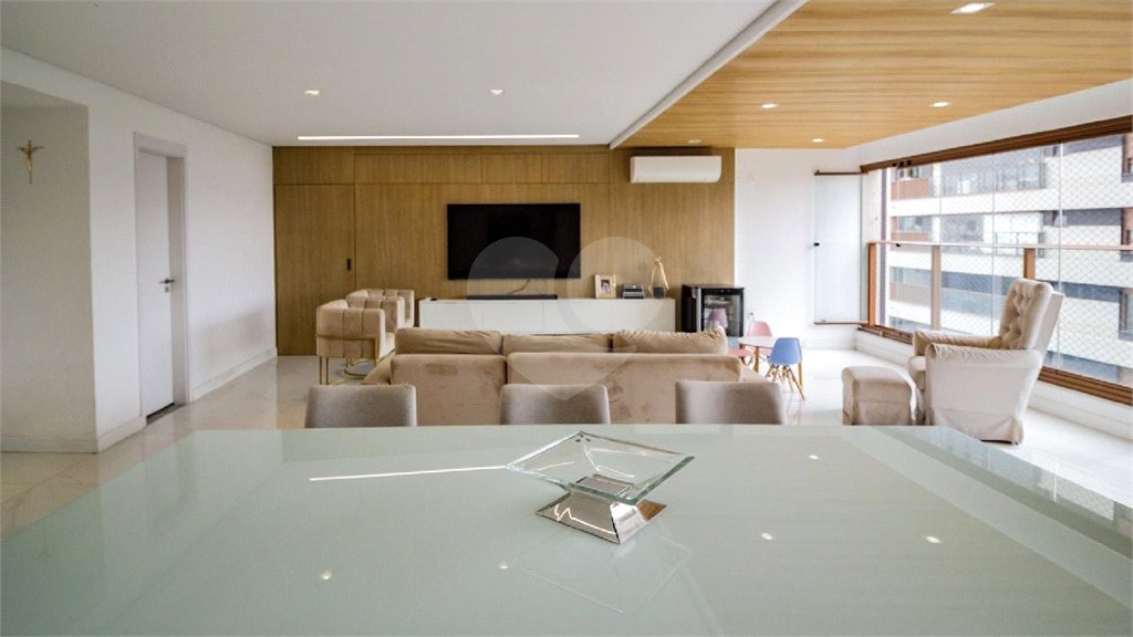 Apartamento para alugar com 3 suítes em Brooklin Novo, São Paulo, SP