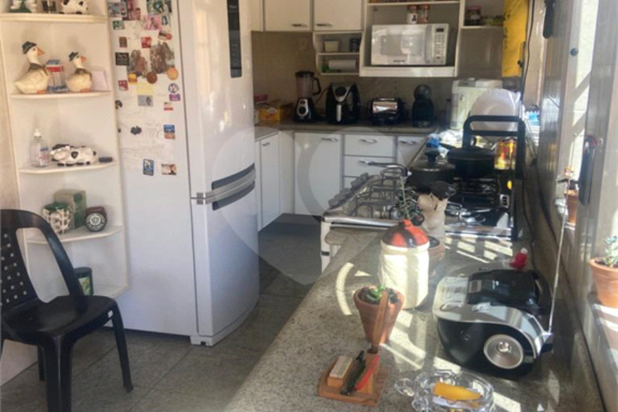 Sobrado à venda com 3 suítes em Tremembé, São Paulo, SP