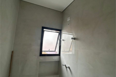 Sobrado à venda com 3 suítes em Vila Yara, Osasco, SP