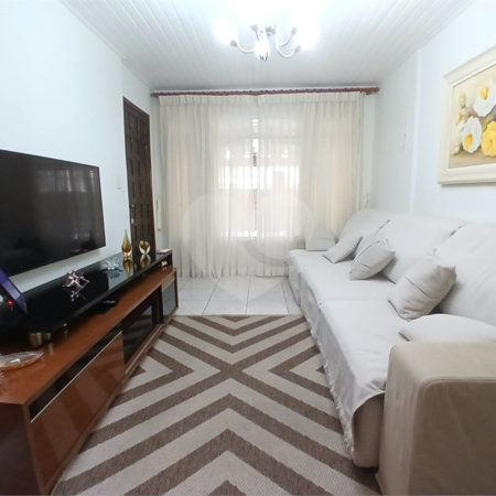 Casa à venda com 3 quartos, sendo 1 suíte, em Vila Rica, São Paulo, SP