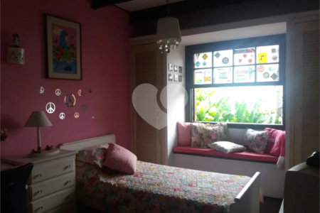 Casa à venda com 3 quartos, sendo 1 suíte, em Vila Cruzeiro, São Paulo, SP