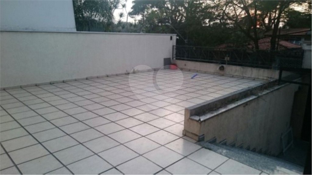 Sobrado à venda com 5 quartos, sendo 2 suítes, em Brooklin Paulista, São Paulo, SP
