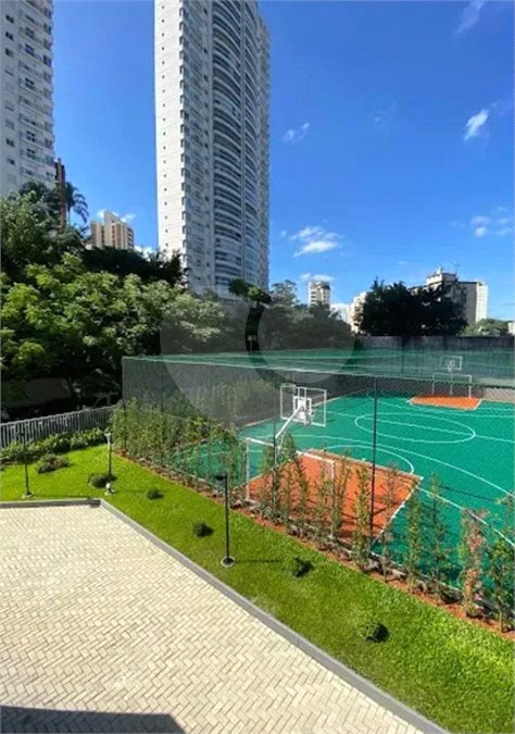 Apartamento à venda com 2 quartos, sendo 1 suíte,  em Vila Andrade, São Paulo, SP