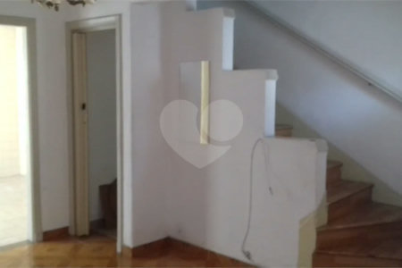 Sobrado à venda com 2 quartos em Santana, São Paulo, SP