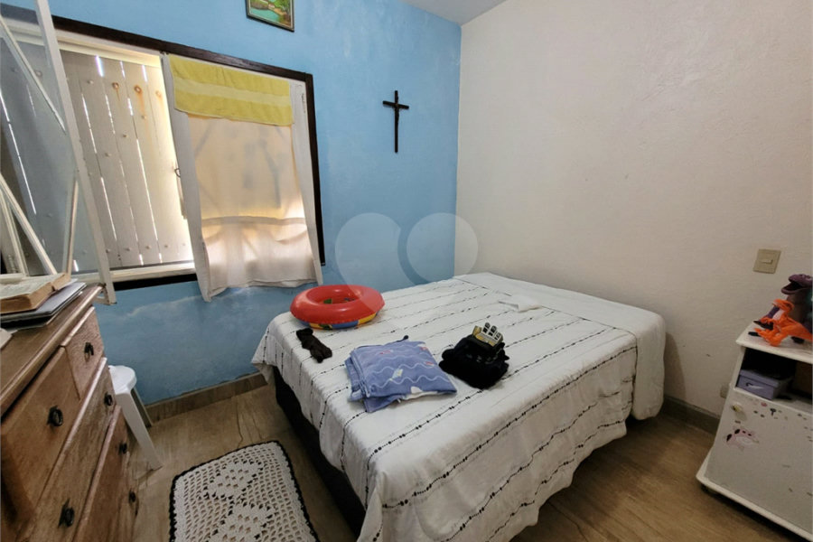 Casa à venda com 3 quartos, sendo 1 suíte, no condomínio Sausalito, Mairiporã - SP