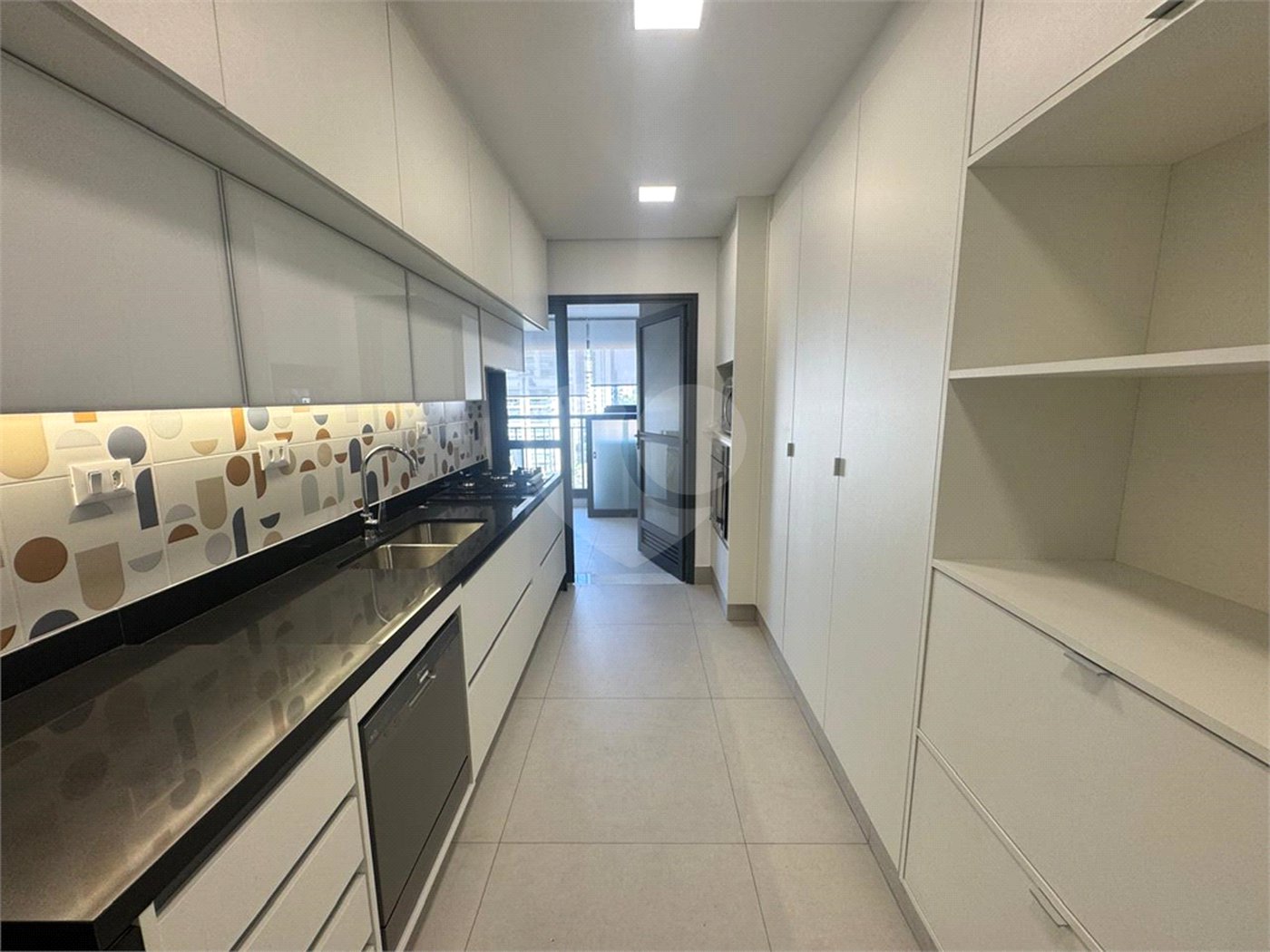 Apartamento à venda com 3 suítes em Brooklin Paulista, São Paulo, SP