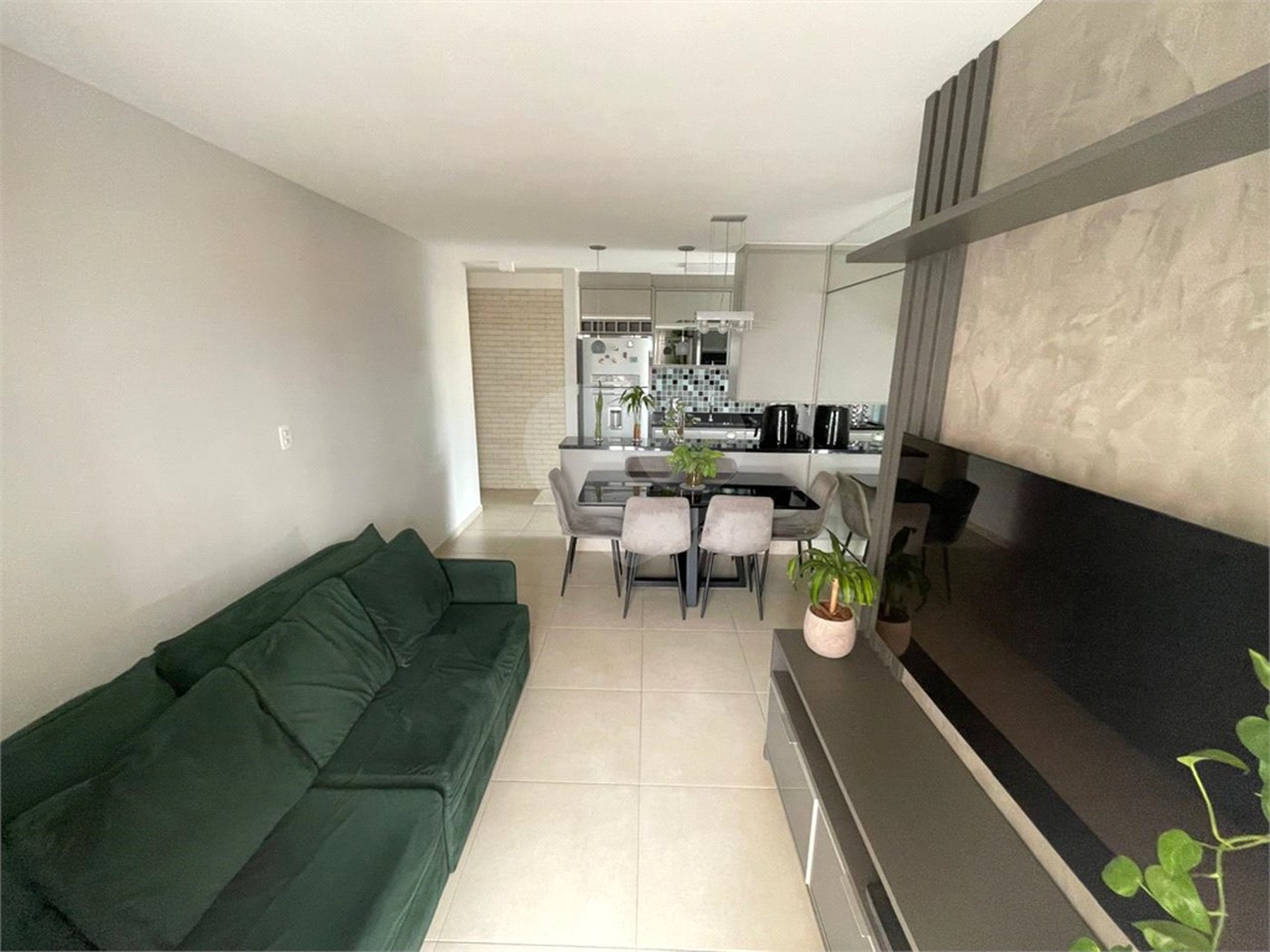 Apartamento à venda com 3 quartos, sendo 1 suíte, em Parada Inglesa, São Paulo, SP