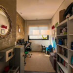 Casa à venda com 4 quartos, sendo 3 suítes,  no condomínio Vintage, Cotia - SP