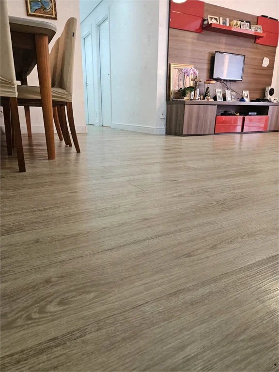 Apartamento à venda ou para alugar com 3 quartos, sendo 1 suíte, em Jardim Vazani, São Paulo, SP