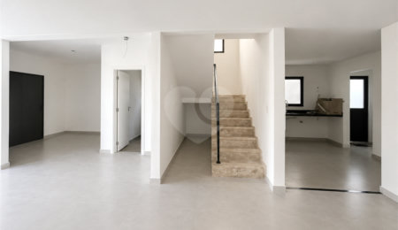 Casa à venda com 3 suítes no condomínio Villaggio Maranello, Vinhedo - SP