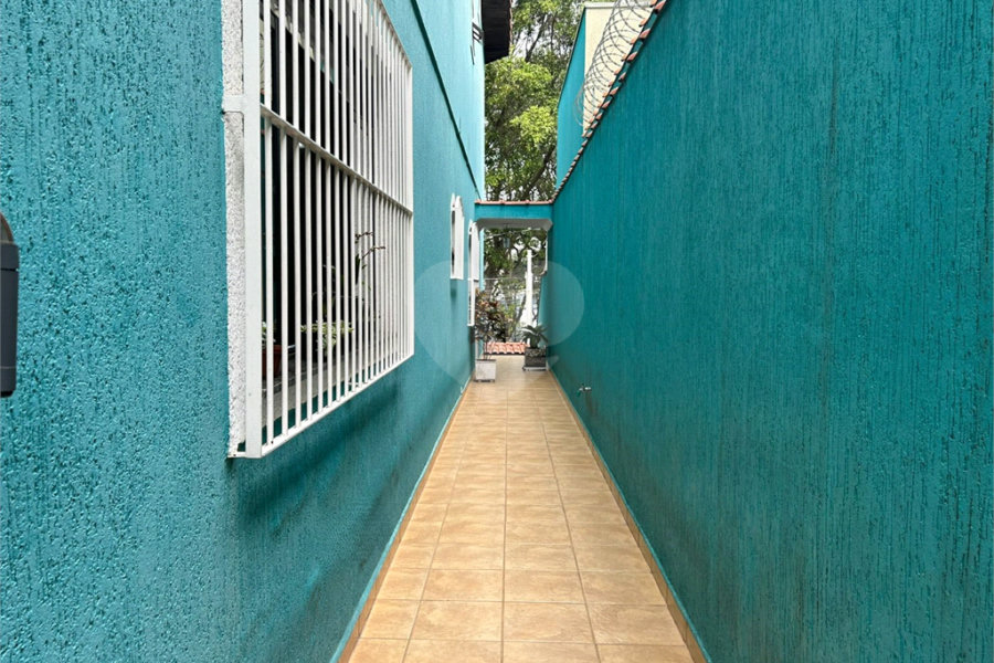 Sobrado à venda com 3 quartos, sendo 1 suíte, em Tremembé, São Paulo, SP